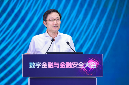 李萌：金融机构需要积极拥抱智能革命，加快本地化部署